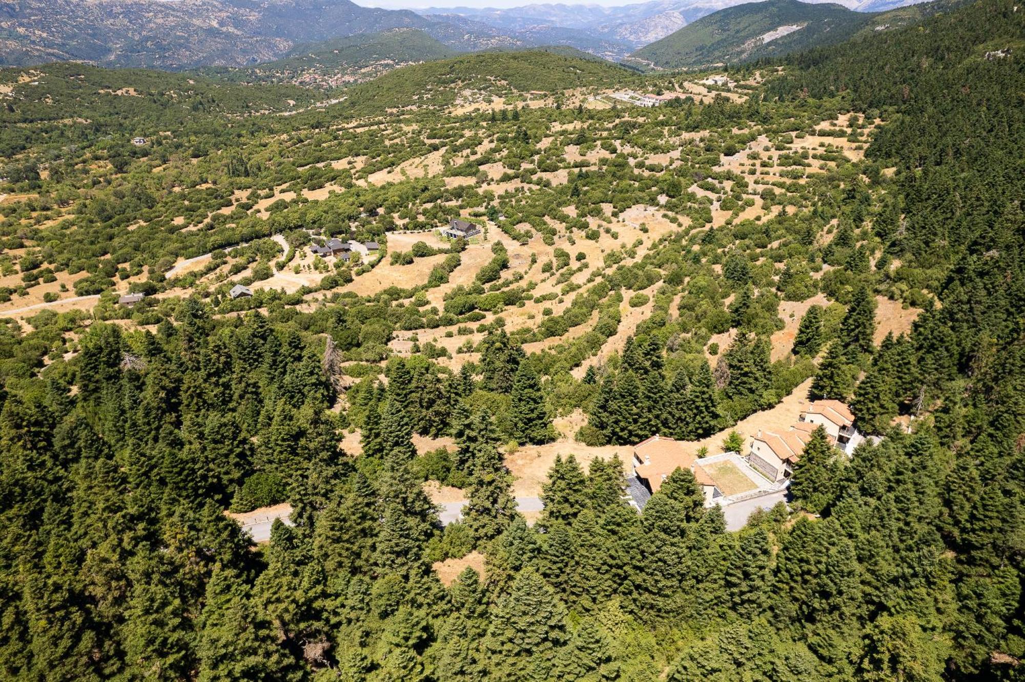Natura Hotel Vytina Exteriör bild
